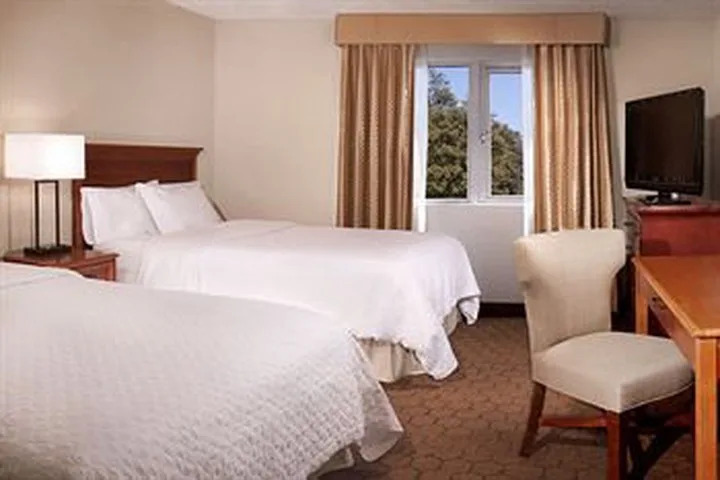 Hotel *embassy Suites Austin - Arboretum*