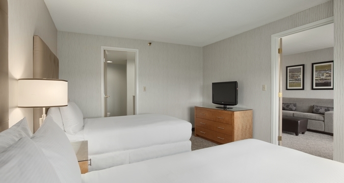 Hotel Hilton Suites Auburn Hills