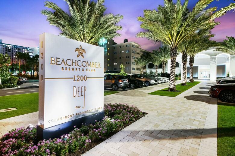 Hotel Beachcomber Resort & Villas