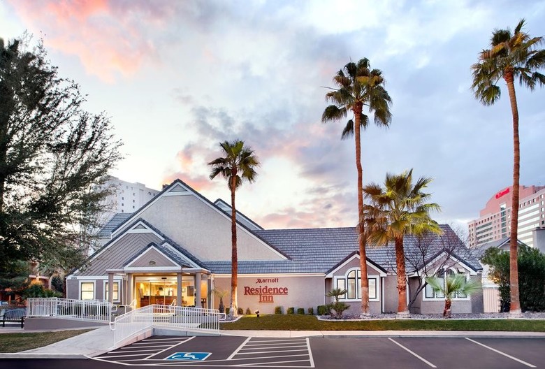 Hotel Residence Inn Convention Center