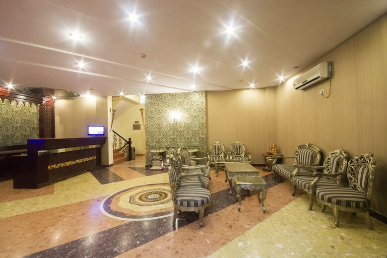 Hotel Siris 18