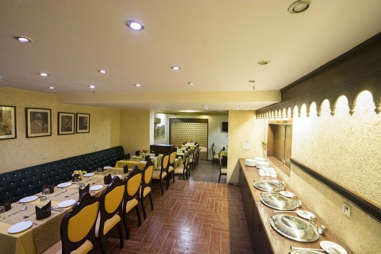Hotel Siris 18