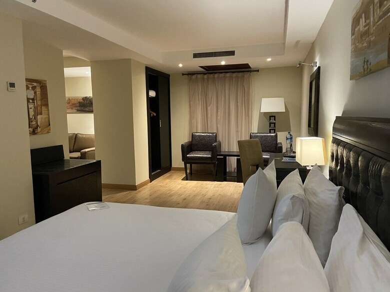 Hotel Barcelo Cairo Pyramids