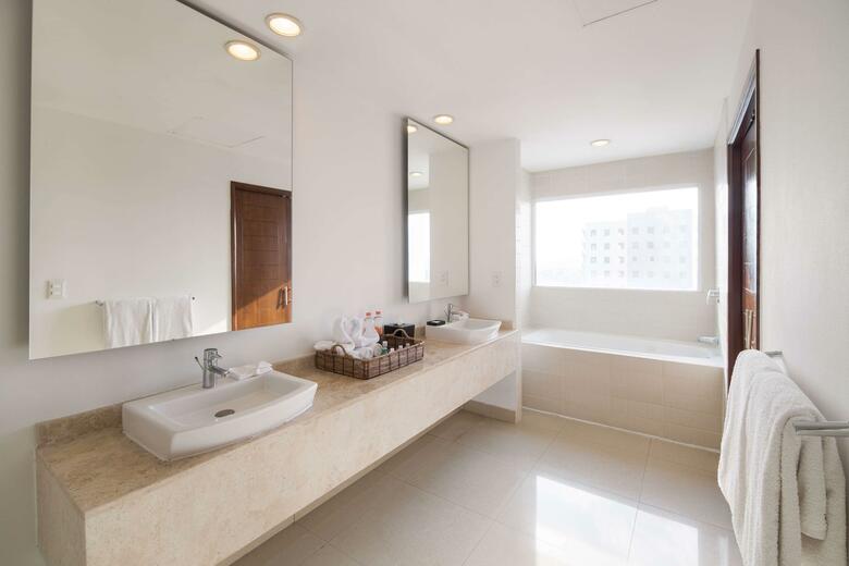 Hotel Wyndham Garden Le�n Centro Max