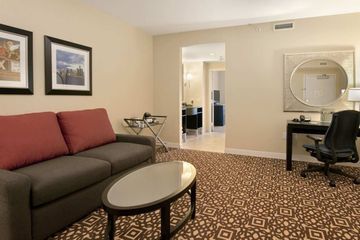 Hotel Doubletree Guest Suites Detroi