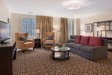Hotel Doubletree Guest Suites Detroi