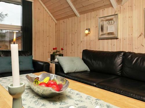 Three-bedroom Holiday Home In Bl�vand 18