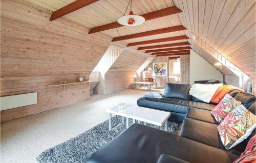 Holiday Home Hans Thuesensvej Bl�vand IV