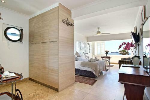 Hotel Dolphin Bay 2