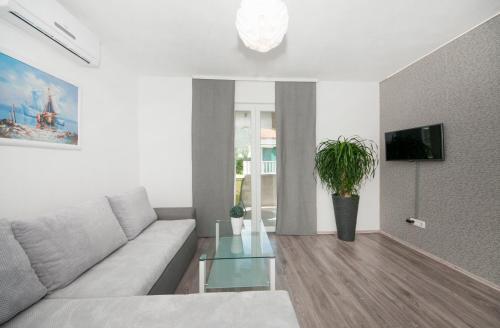 Apartments Rai?