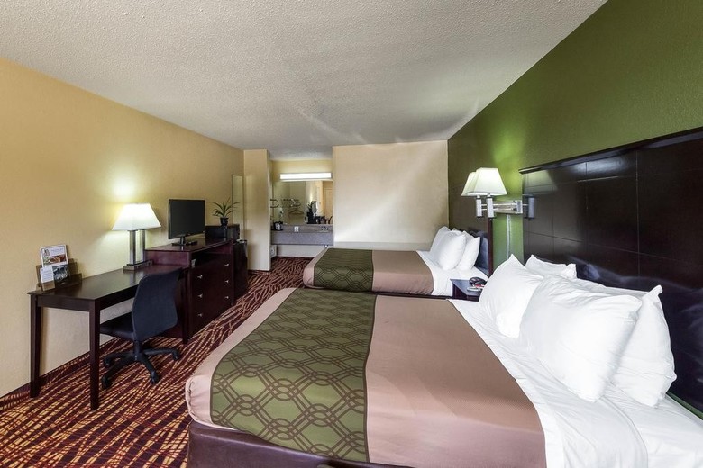 Hotel Econo Lodge Inn & Suites Coliseum