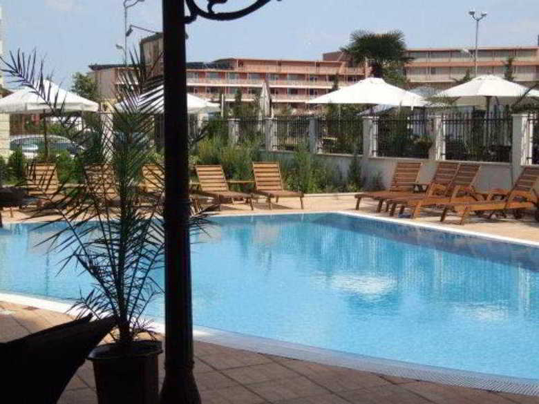 Villa Maria Revas