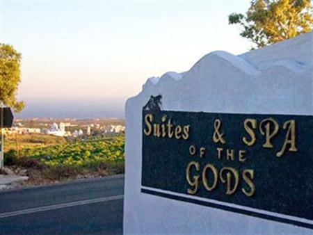 Hotel Suites Of The Gods