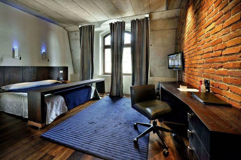 The Monopol Hotel
