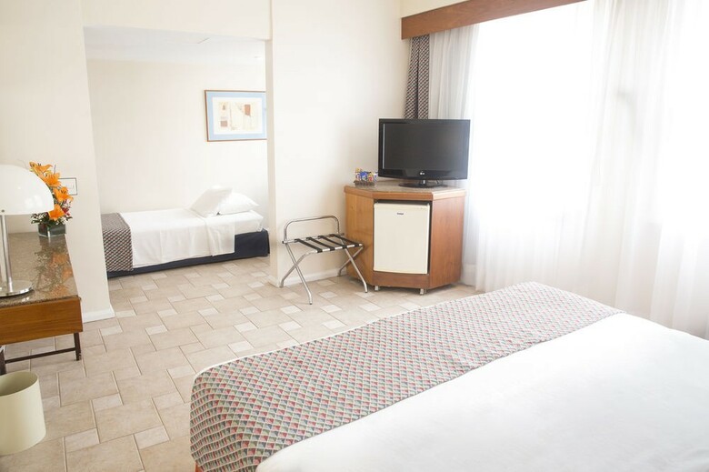 Hotel Savoy Othon Travel