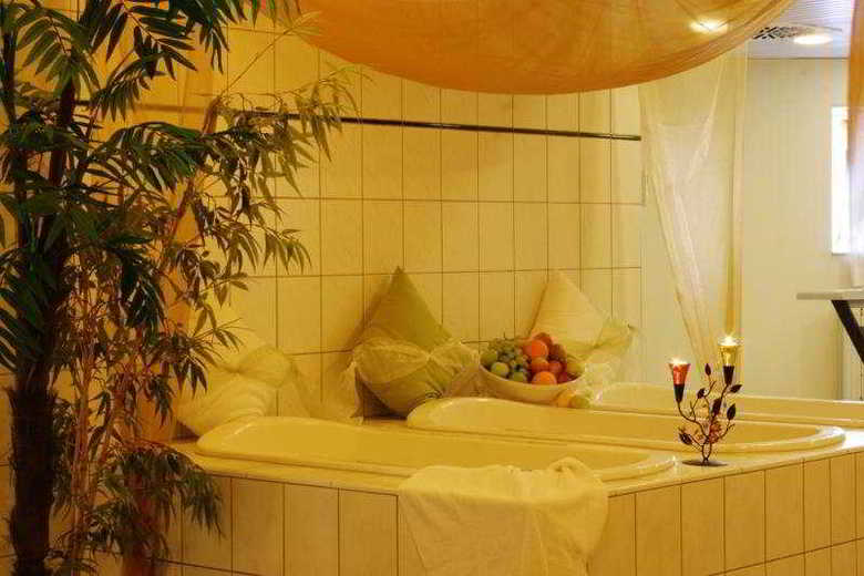 Ramada Hotel H�rth-k�ln