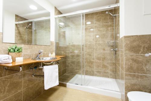 Apartments Ol� - Albareda 24