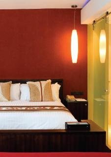 Hotel Tribe