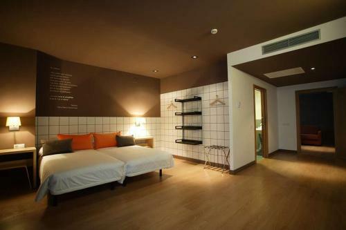 Ele Hotelandgo Arasur
