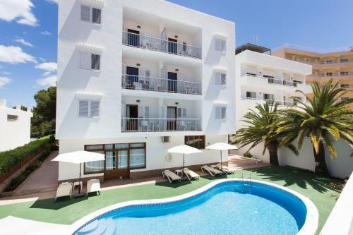 Apartamentos Sof�a Playa Ibiza