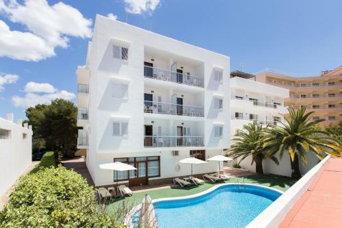 Apartamentos Sof�a Playa Ibiza