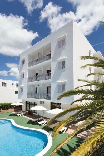 Apartamentos Sof�a Playa Ibiza
