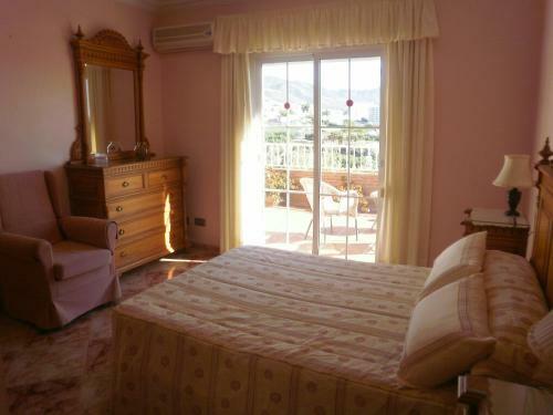 Villa Mercedes Exotica Nerja