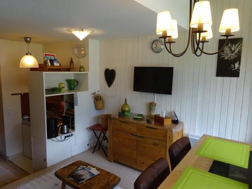 Apartamento Le Gr�pon Des P�cles