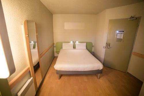 Hotel H�te H�tel Rouen Cl�on