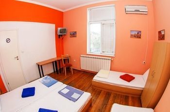 Hostal Galiani Hostel