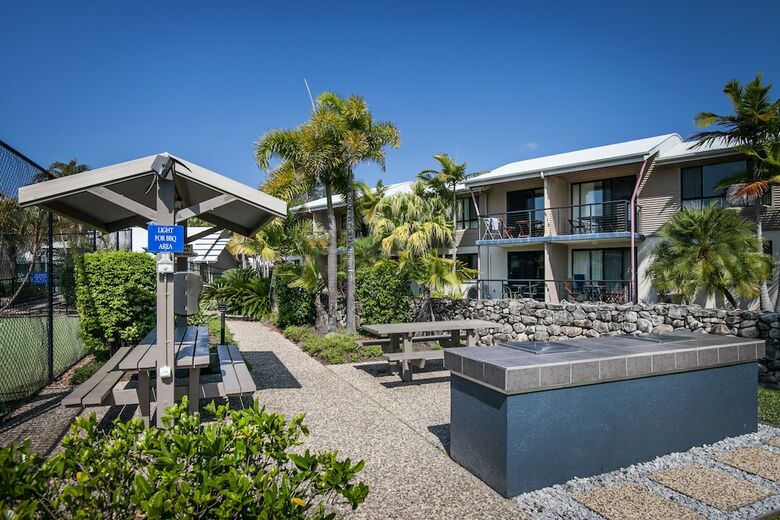 Hotel Quality Suites Ivory Palms