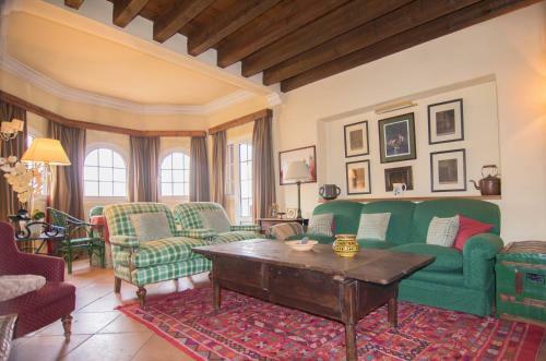 Chezmoihomes Luxury Snowpatch