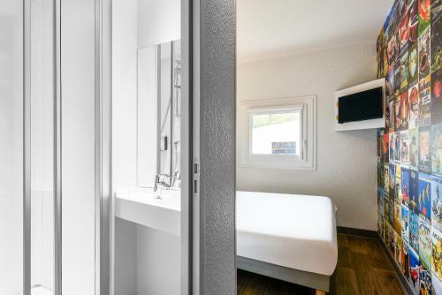 Hotelf1 Antibes Sophia Antipolis
