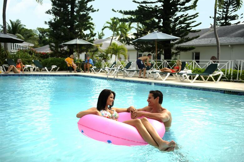 Hotel Bay View Suites Paradise Island
