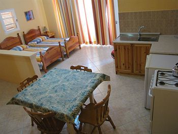 Mariblu Bed & Breakfast Guesthouse