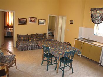 Mariblu Bed & Breakfast Guesthouse