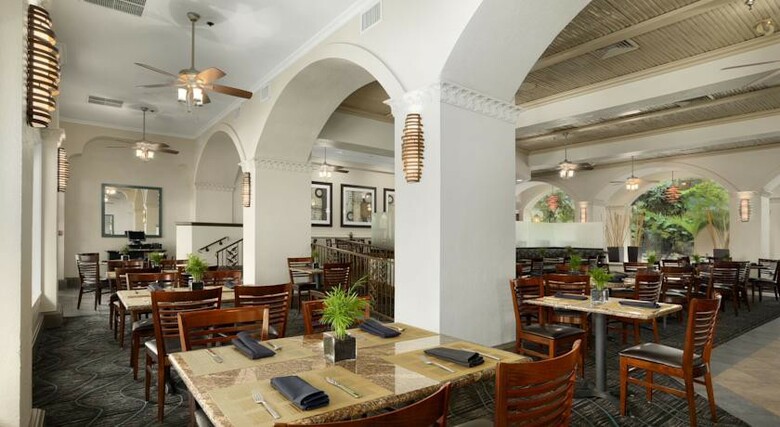 Hotel Embassy Suites Miami - International Airport