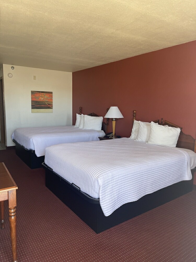 Hotel Carriage House Inn