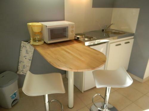 Bed & Breakfast Chambres D'h�tes Roque Blanc En Provence