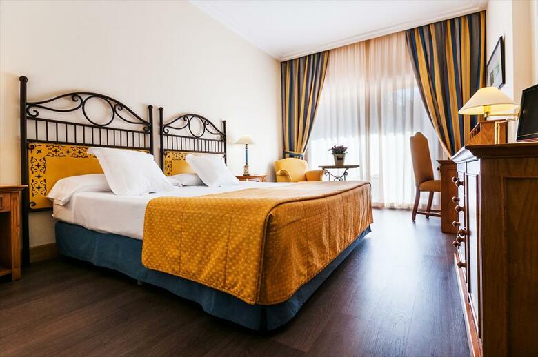 Hotel Husa Alicante Golf