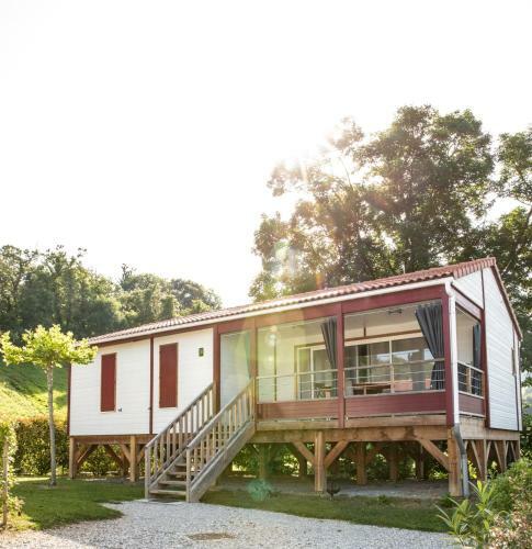 Domaine Chalets Larlapean