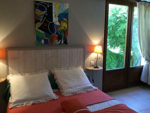 Hostal Chambres D'h�tes Le Nid � Nane