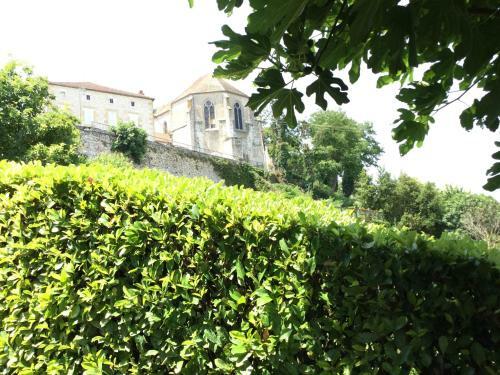 Hostal Chambres D'h�tes Le Nid � Nane