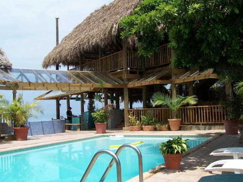 Hotel Seasplash Resort