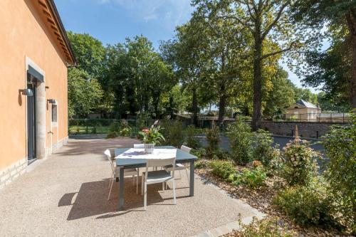 Bed & Breakfast C�t� Rempart