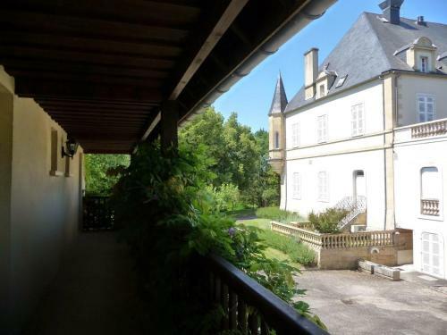 Chateau De Puy Robert