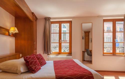 Hotel H�tel De La Cloche