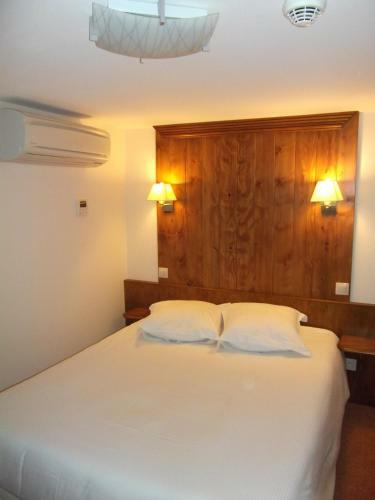 Hotel H�tel De La Cloche