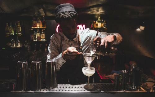 Away Hostel & Coffee Shop