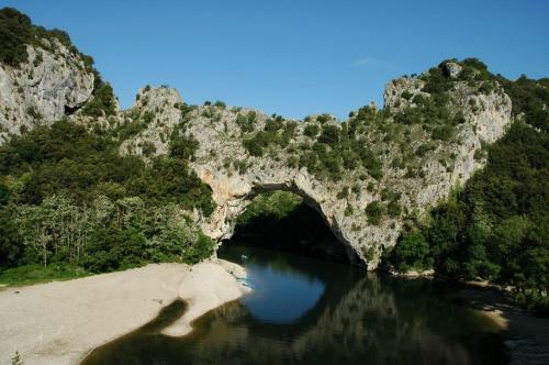 Domaine De Chadeyron